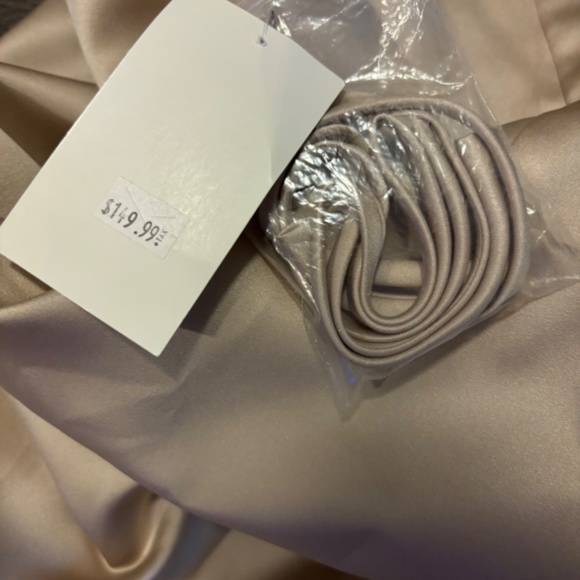 New Dress For Graduation - Picture 4 of 6